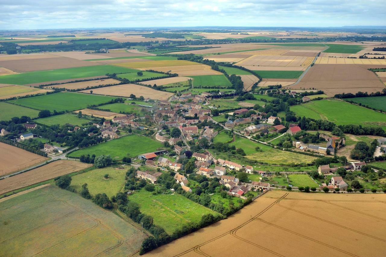 Les Gites Du Douet Du Houlle Courcy  Exterior photo